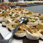 Partner bei Betriebsfesten, Präsentationen und Business-Essen